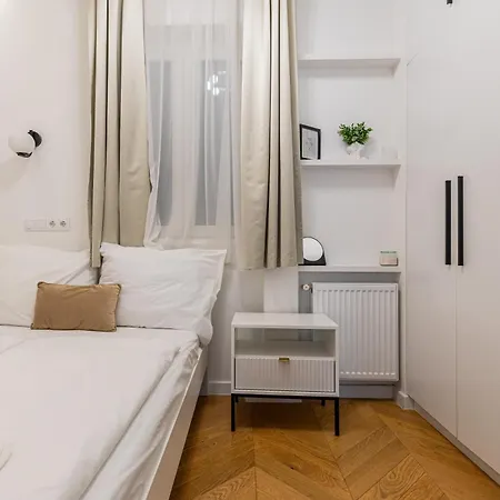 Appartement Pink Flamingo I Basilica Panorama With Parking